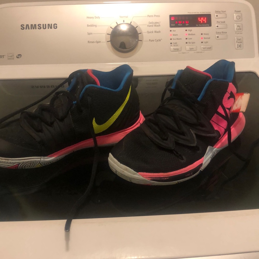 Kyrie 6